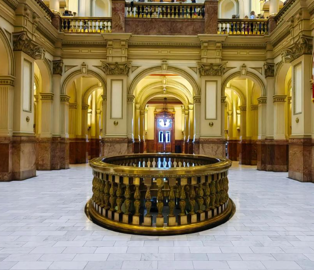 美国众议院酝酿为稳定币和加密资产质押设税收