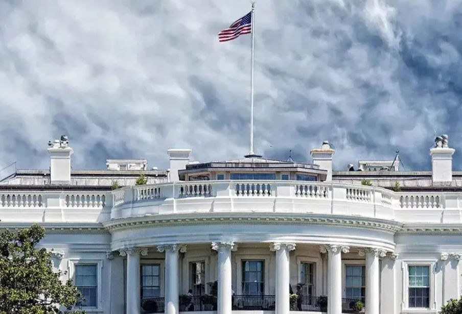 美国参议院同意通过众议院已批准的爱泼斯坦档