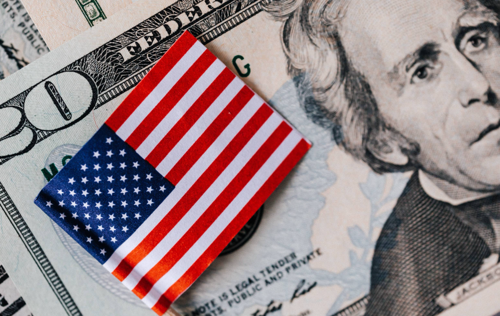 美国债市：短端维持跌势 尽管3年期标售表现良好