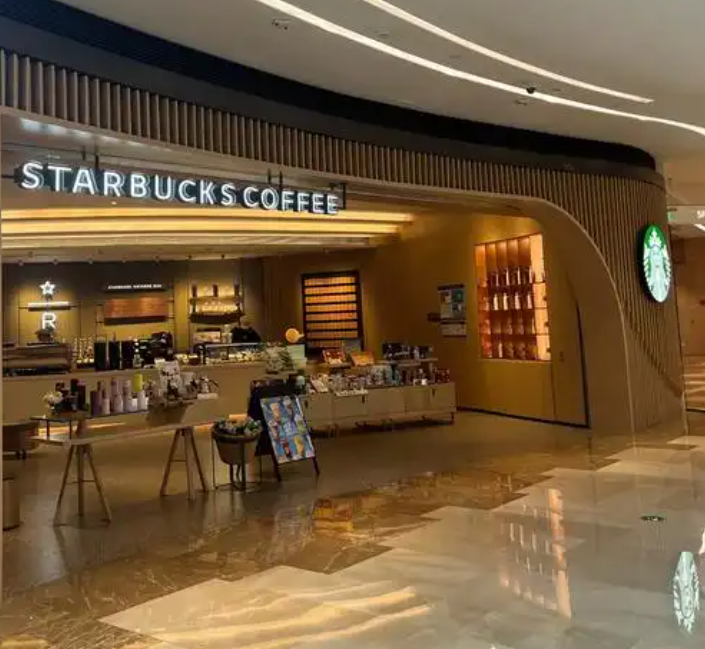 星巴克任命格拉姆斯为首席运营官
