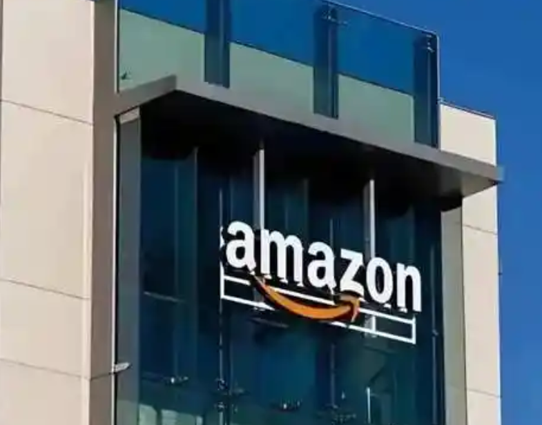 亚马逊要求驳回SpaceX百万卫星部署计划，遭FCC主