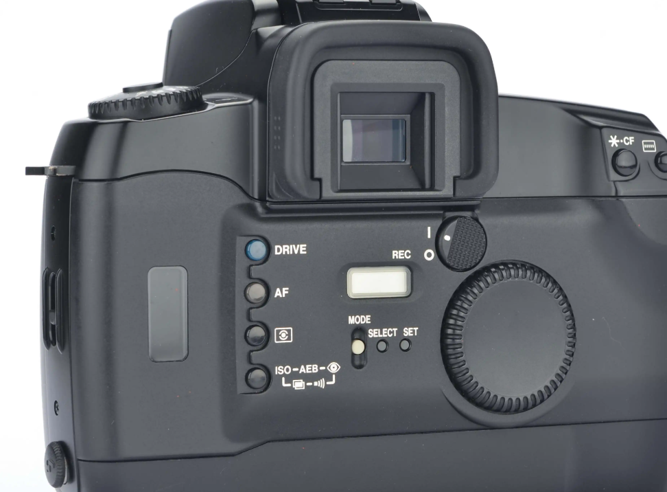 受内存成本上涨冲击 佳能下调盈利指引 股价大跌